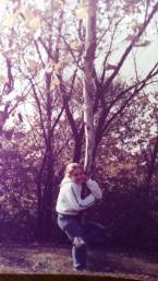 Yes, that's me in college ~ hugging a tree!